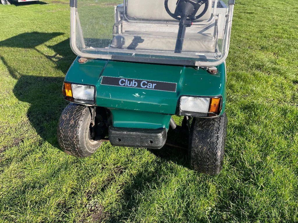 Clubcar Carryall 2 utility Golfcar met ruime laadbak en kenteken