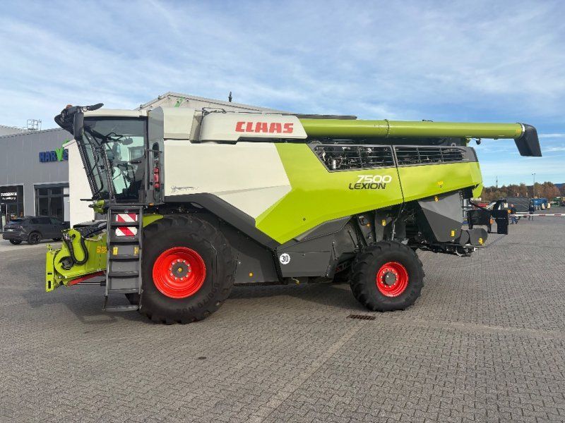 Claas LION 7500