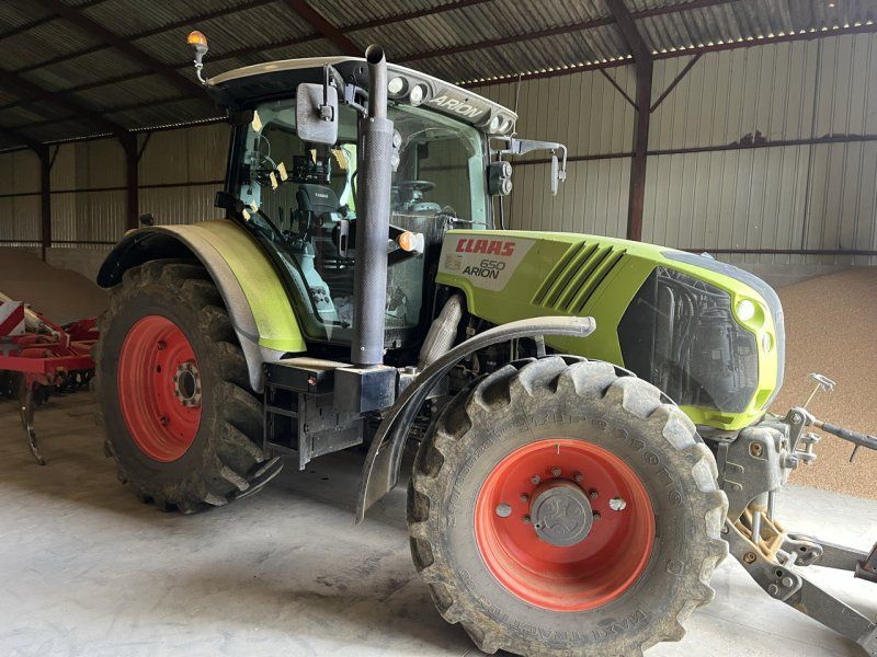 Claas ARION 650