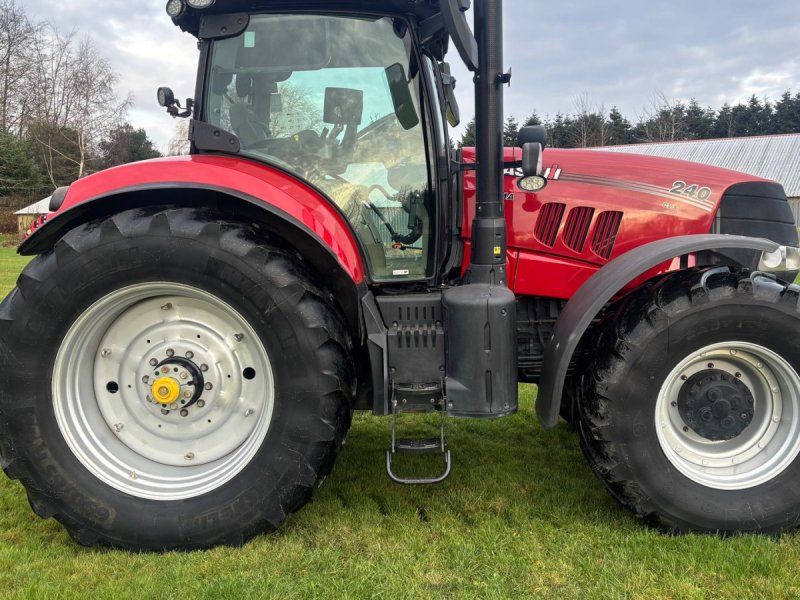 Case IH Puma 240 CVX  GPS/RTK autostyring