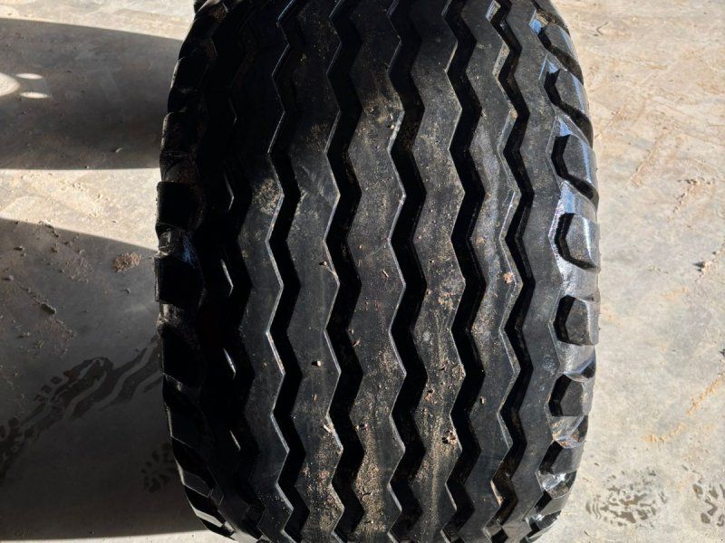 Trelleborg BKT 480/45-17 2xvorhanden