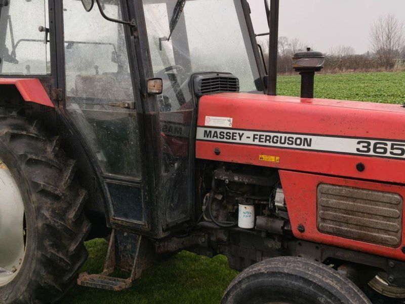 Massey Ferguson 365 og 390T Hi Line med armklipper