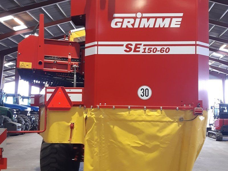 Grimme SE 150-60 UB XXL Ny maskine årg.  kun kørt 129 ha med hjultr