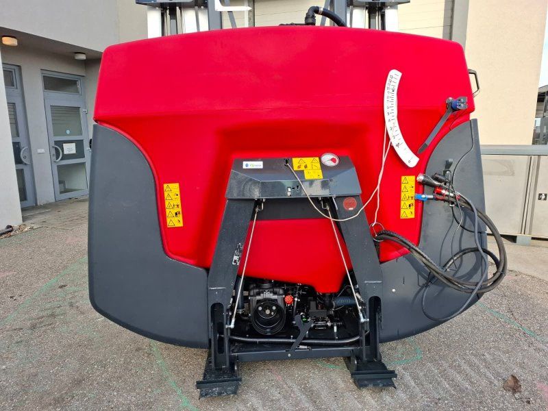 Kverneland iXter B 13