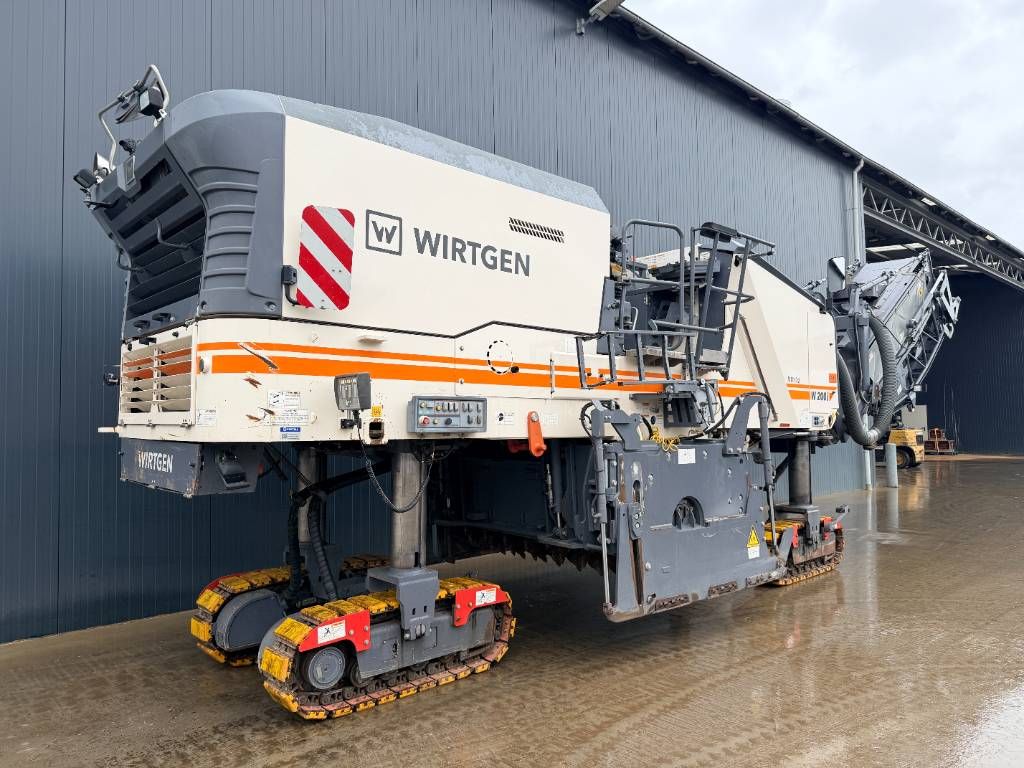 Wirtgen W200i