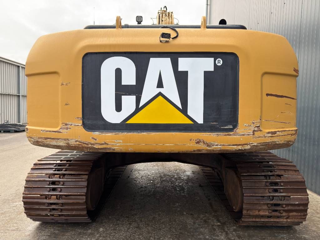 CAT 320D L