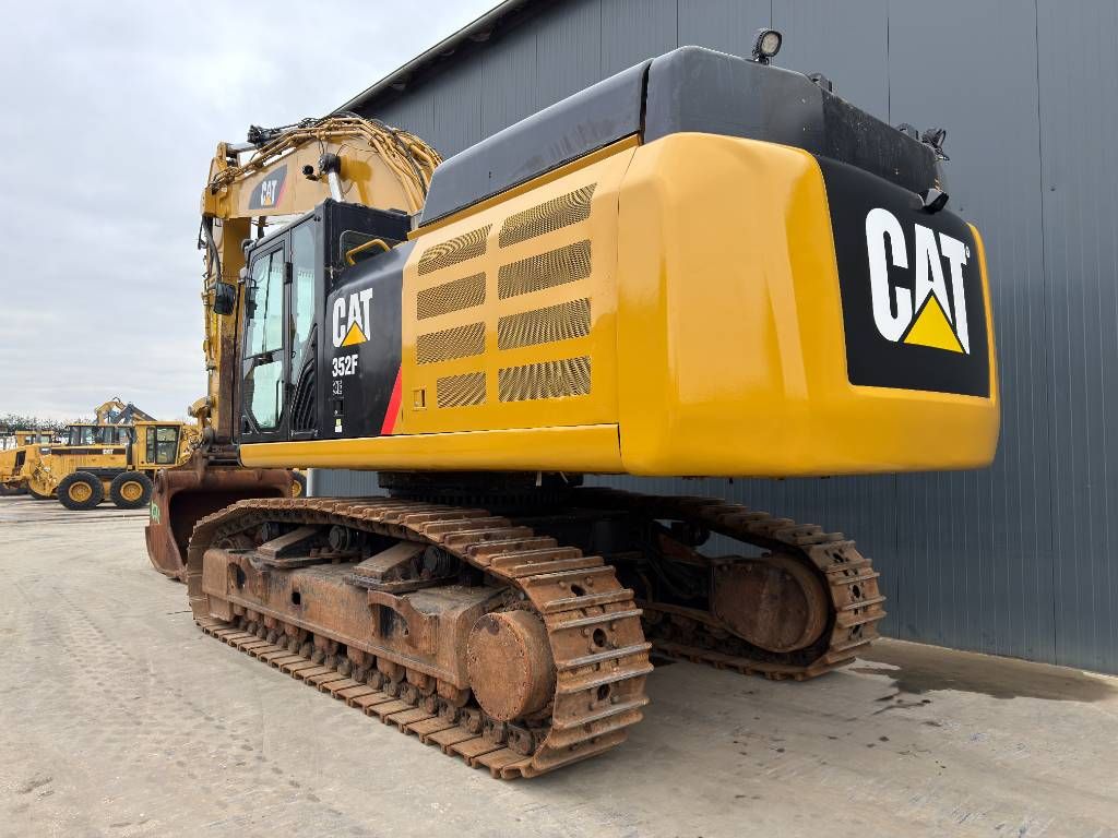 CAT 352F XE