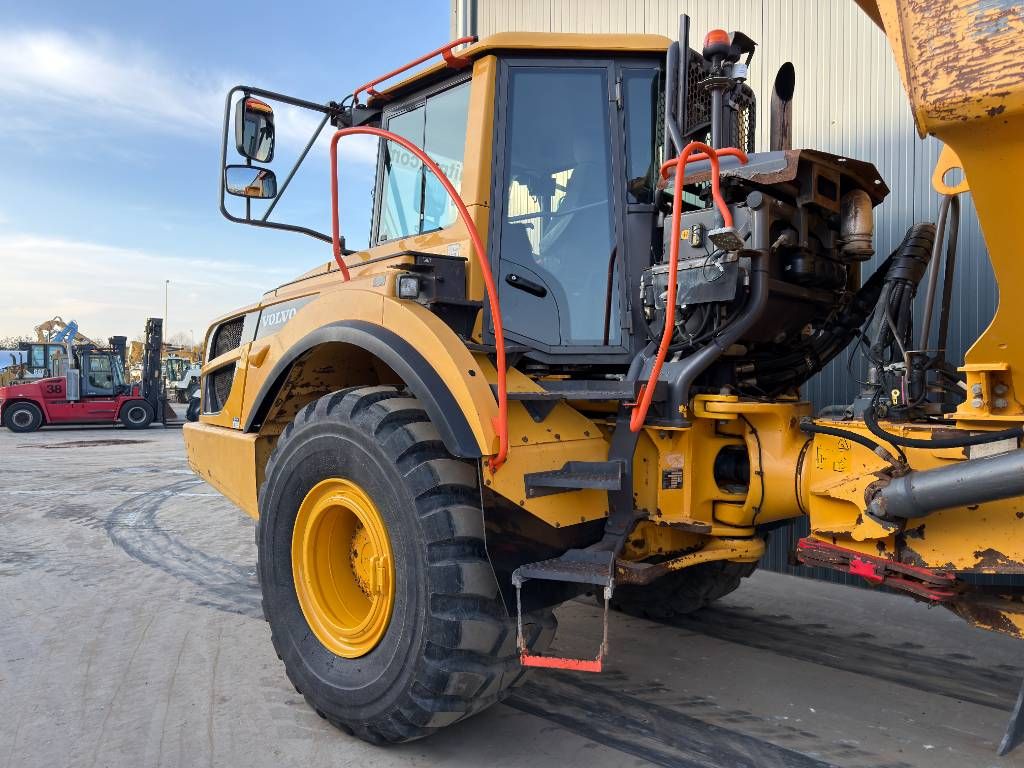 Volvo A25G | 95% good Bridgestone tires Toggle
