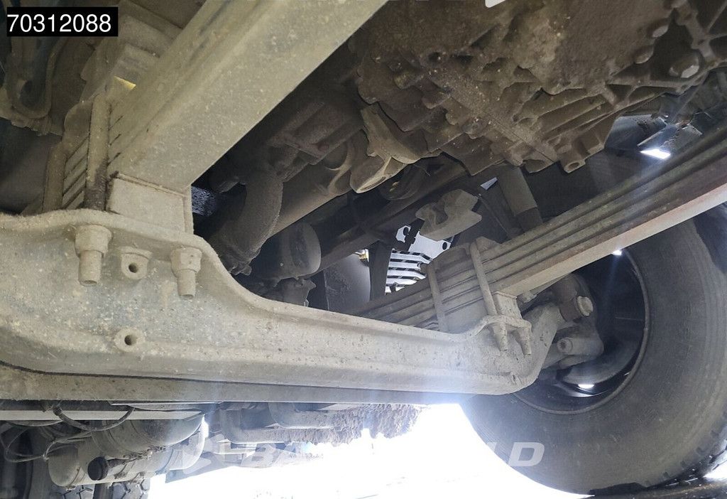 MAN TGS TGS 41.480 RSP 2-turbinate suction unit excavator Hydraulic arm Remote control Euro 5