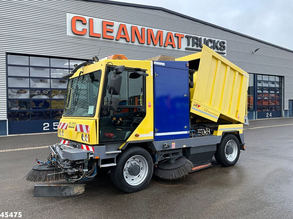 Dulevo 5020 S with 3-rd brush