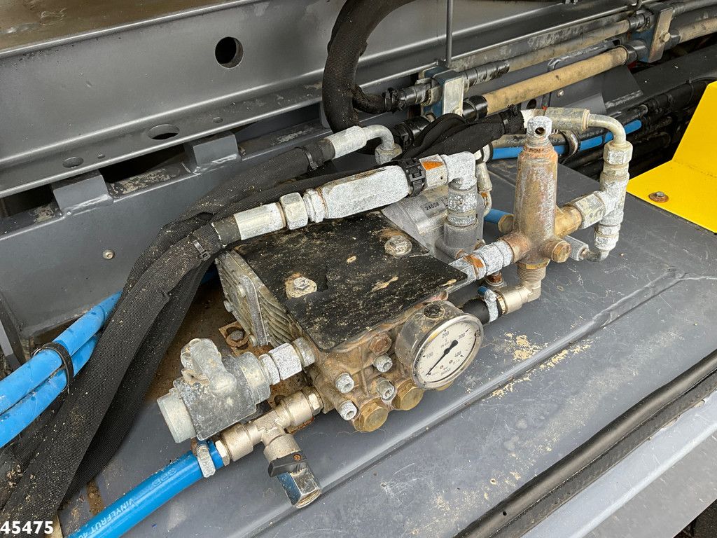 Dulevo 5020 S with 3-rd brush