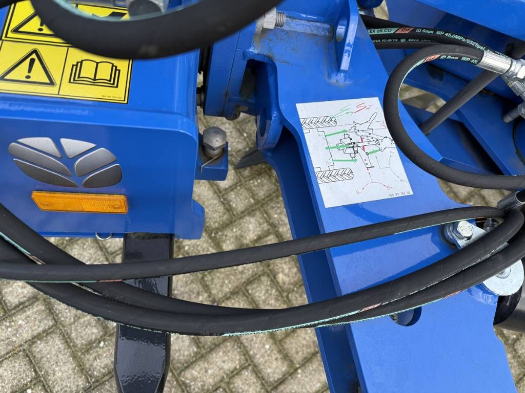 New Holland Overum PM 5980 AX ploeg