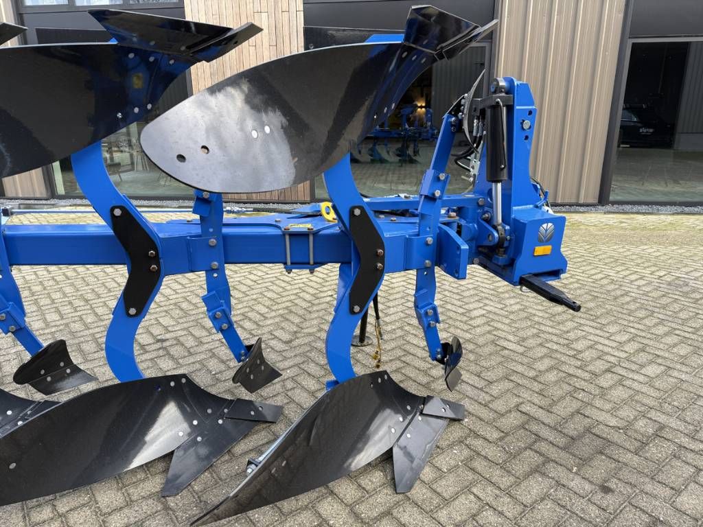 New Holland Overum PM 5980 AX ploeg