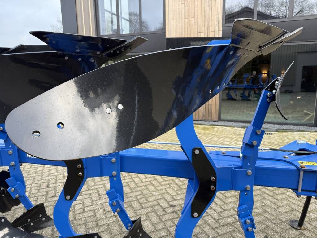 New Holland Overum PM 5980 AX ploeg