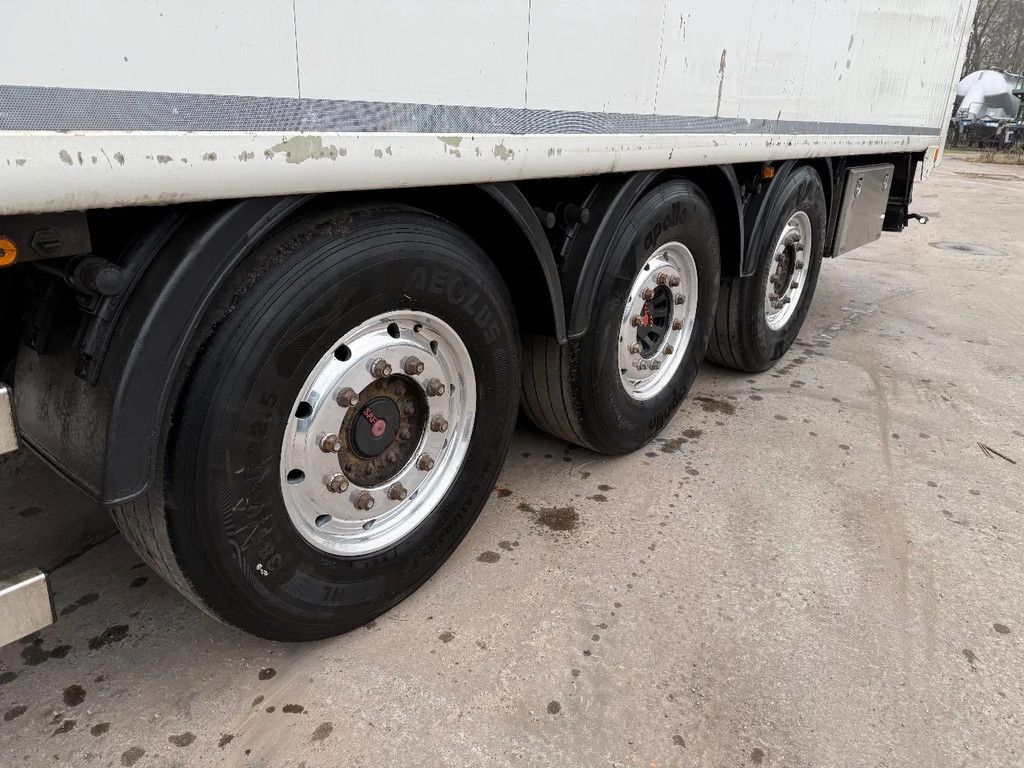 Kraker CF-200 92m3 Alcoa SAF Assen APK/TUV10-2026