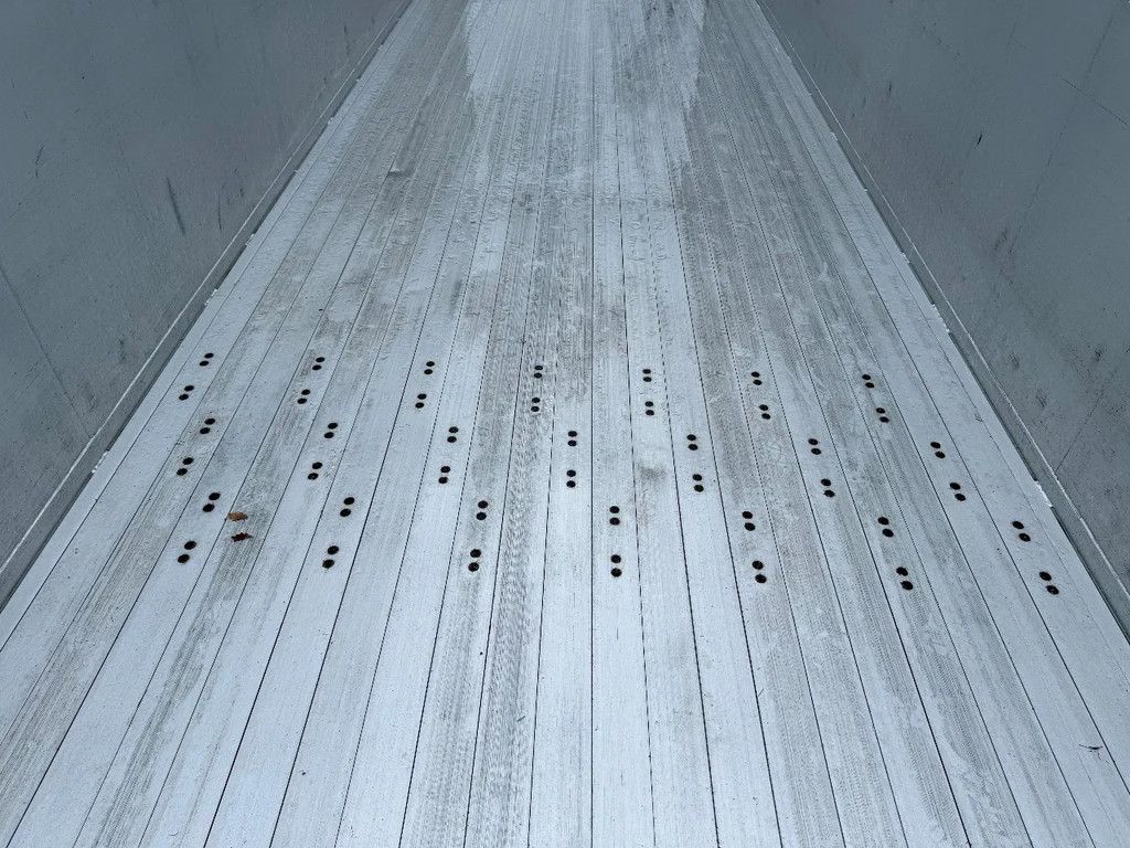 Kraker CF-200 92m3 Alcoa SAF Assen APK/TUV10-2026