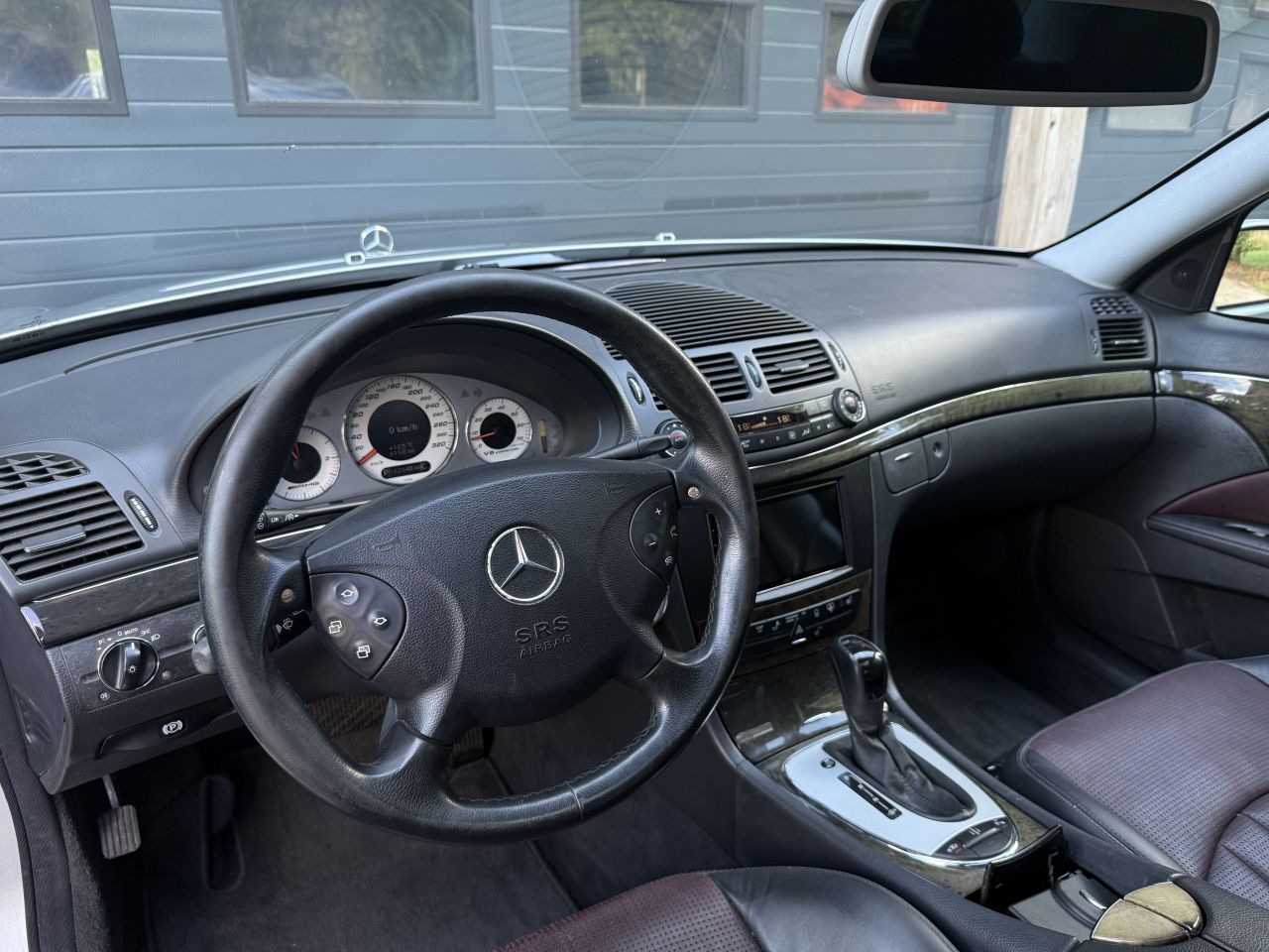 Mercedes E55 AMG Youngtimer V8 Kompressor - compleet!