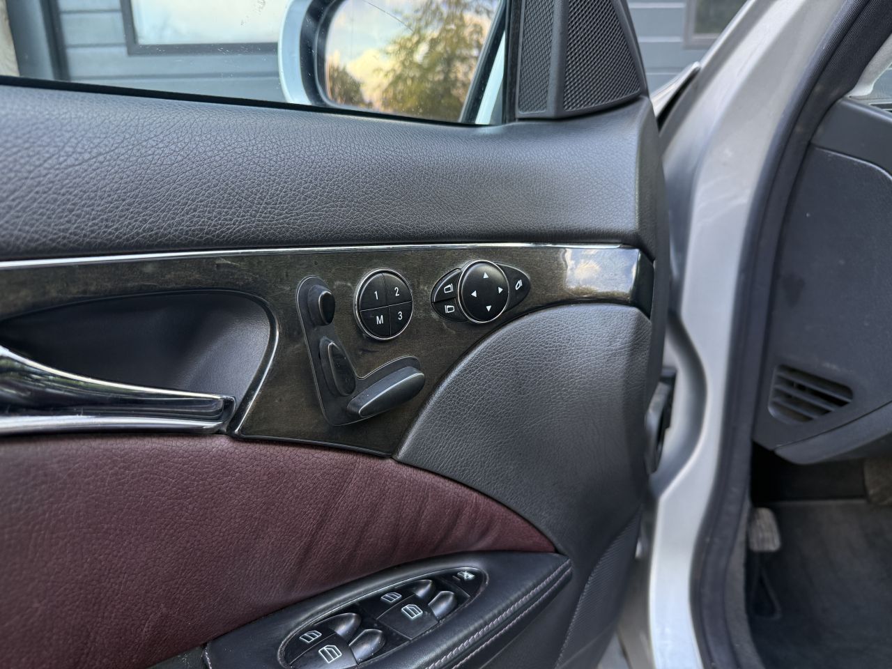 Mercedes E55 AMG Youngtimer V8 Kompressor - compleet!