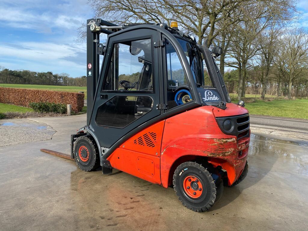 Linde h25t-01