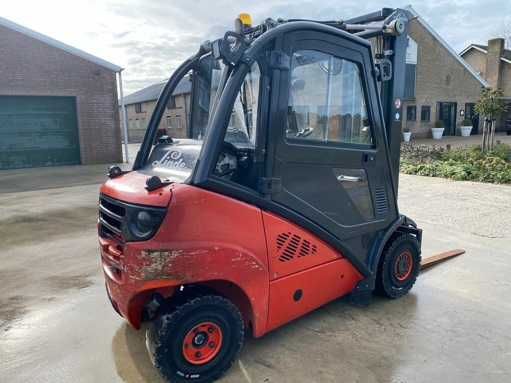 Linde h25t-01