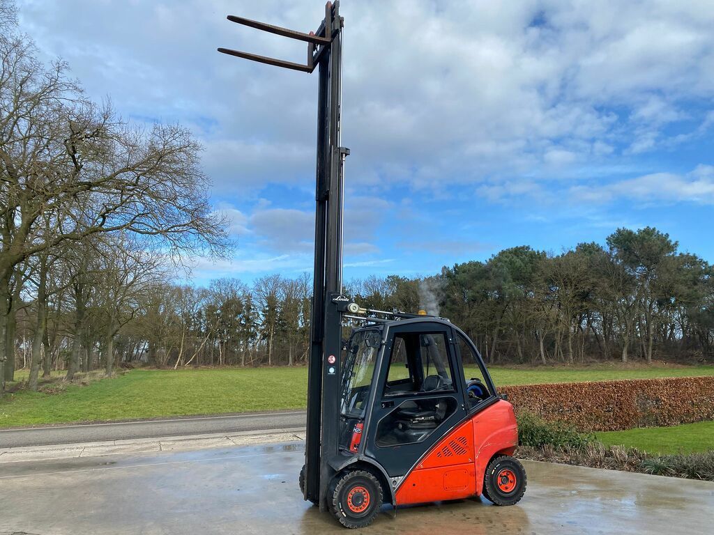 Linde h25t-01