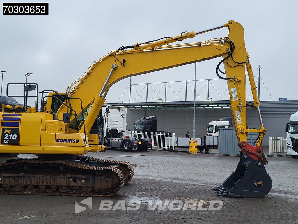 Komatsu PC210 LC-11E0