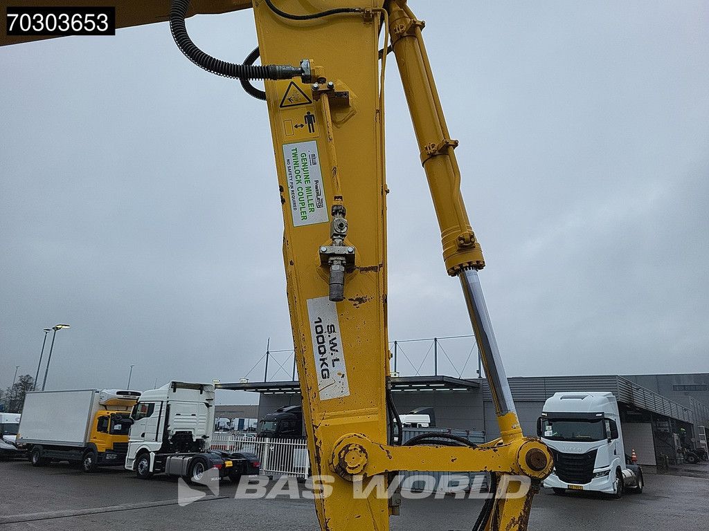 Komatsu PC210 LC-11E0