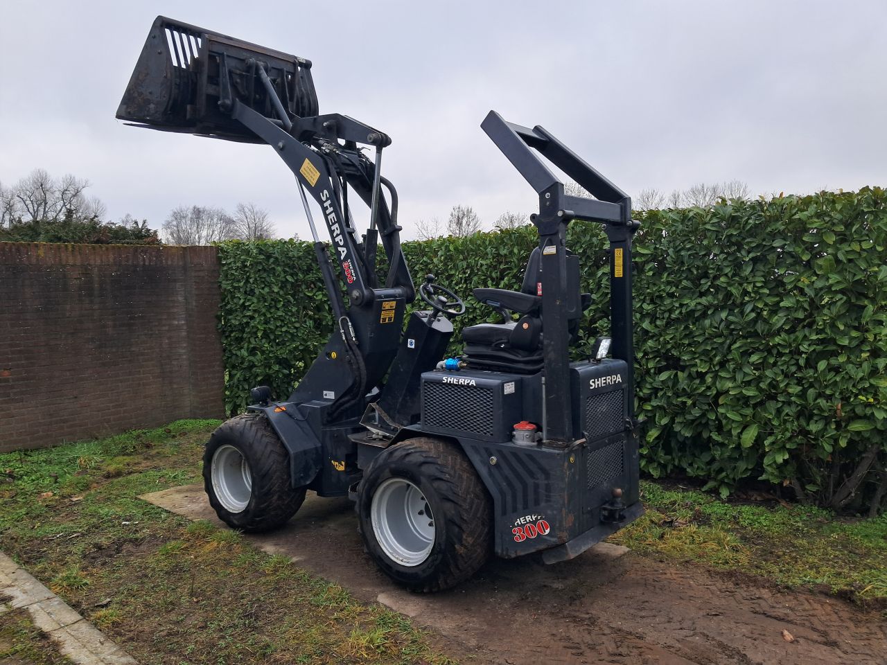 Sherpa 300 / Loader / Shovel / Kniklader / Kubota