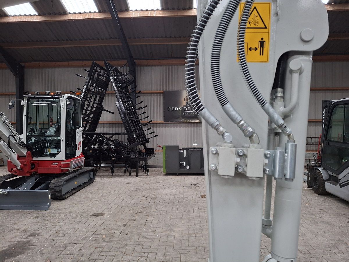 Takeuchi TB230 minigraver, minikraan, BJ2026, 3 stuks, Nieuw!