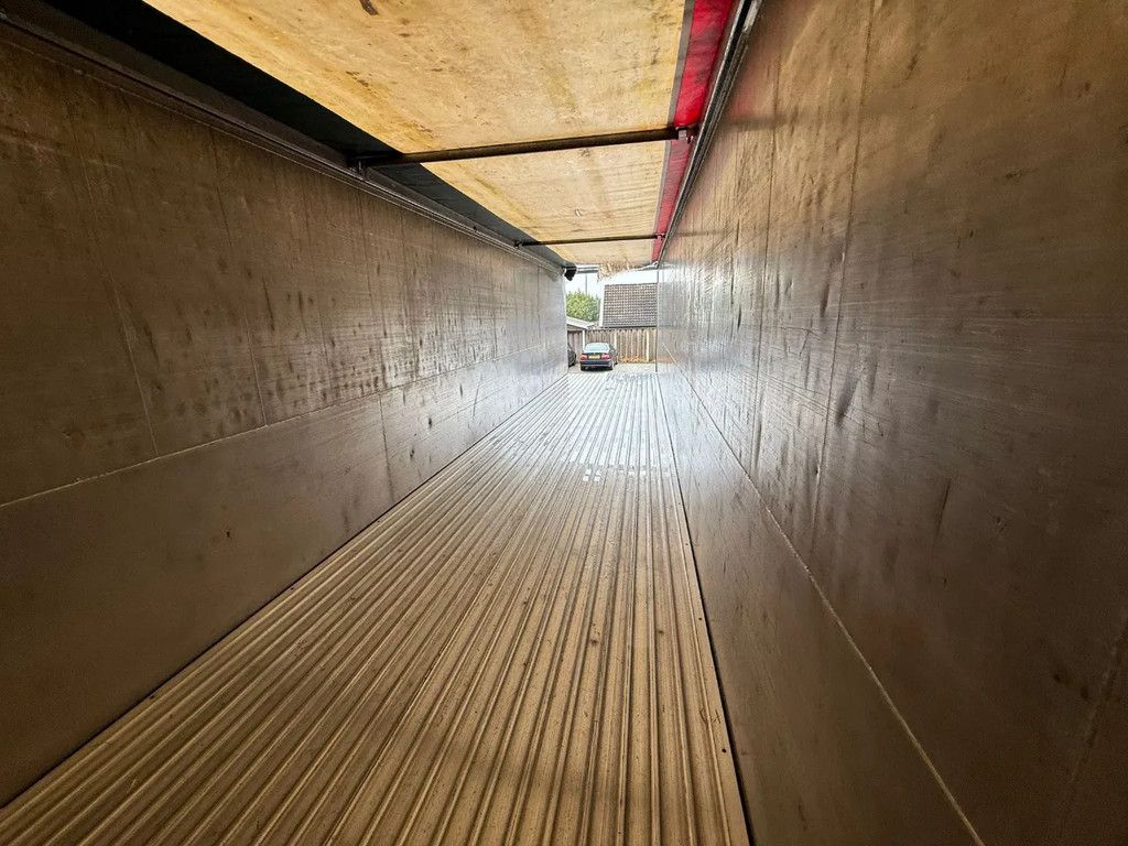 Stas S300ZX 92m3 2X Liftas AS-3 Liftas APK/TUV 04-2026 Cargo Floor 10MM