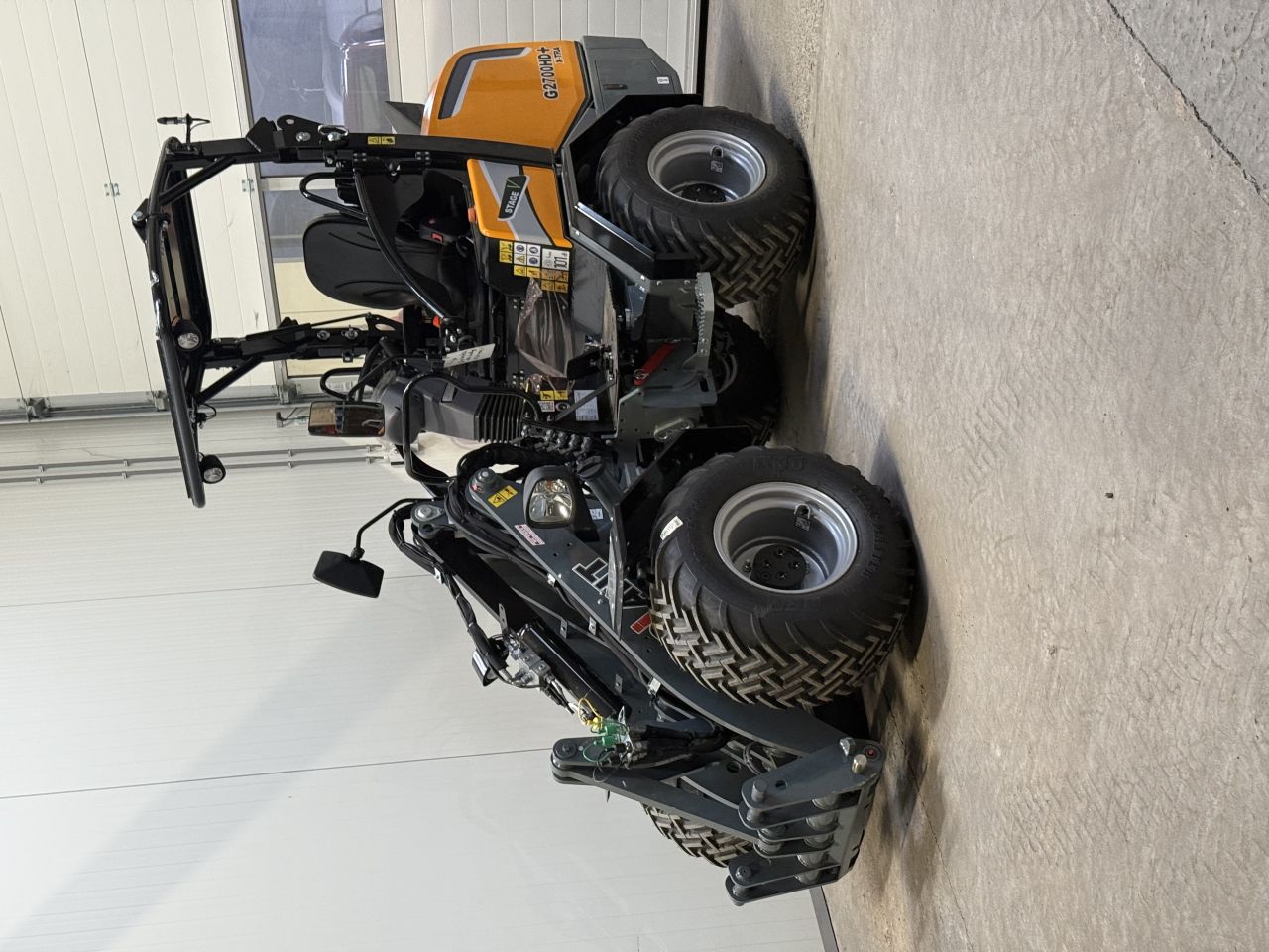 Giant g2700extra HD+ pro inching nieuw !!