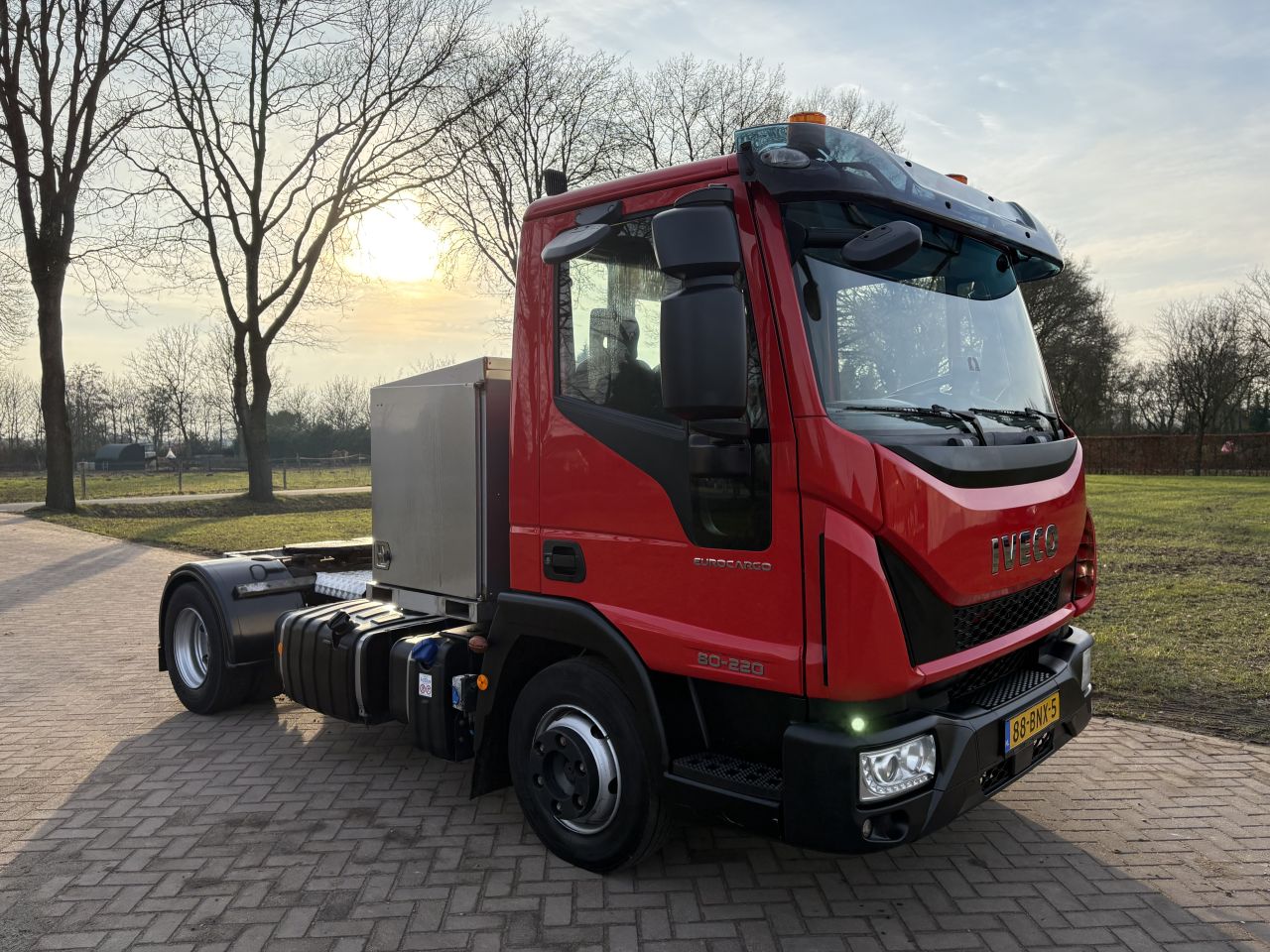 IVECO CARGO TREKKER 10-220 EURO 6 22.000 KG