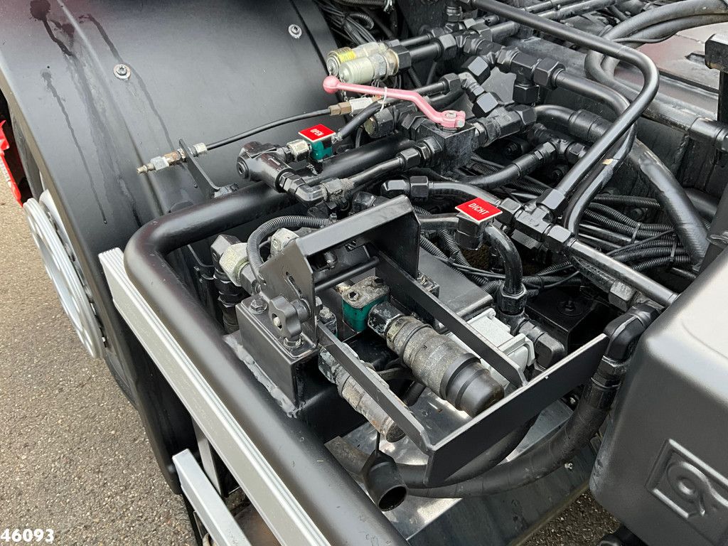 DAF FAN 75 CF 250 Multilift 17 Ton haakarmsysteem Just 37.815 km!