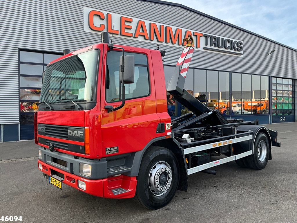 DAF FA 65 CF 210 Multilift 14 Ton haakarmsysteem Just 54.452 km!