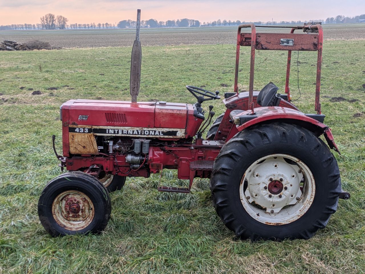 IHC international 433