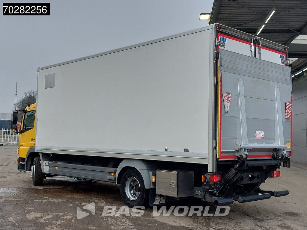 Mercedes Atego 1324 4X2 13tonner Thermo-King T-1200R Manual 1500kg Tailgate Euro 5