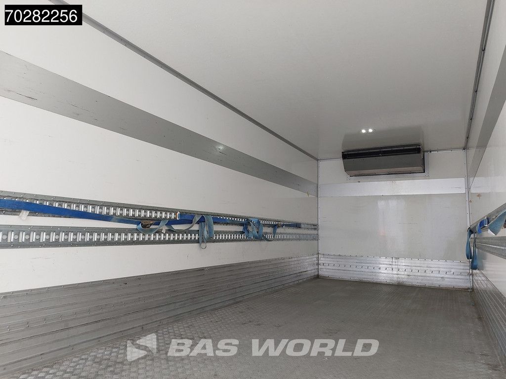 Mercedes Atego 1324 4X2 13tonner Thermo-King T-1200R Manual 1500kg Tailgate Euro 5