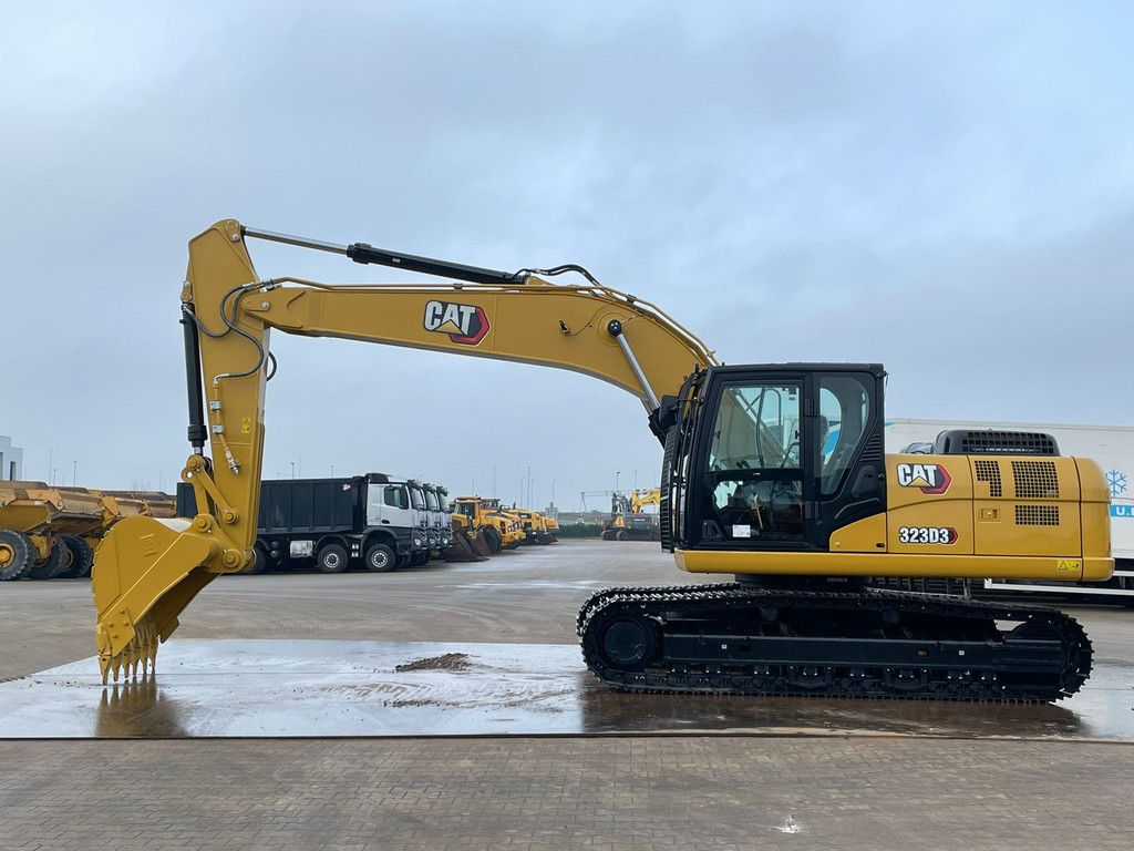 Caterpillar 323D3