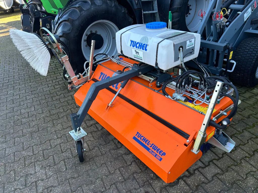 Tuchel Plus 590 veegmachine
