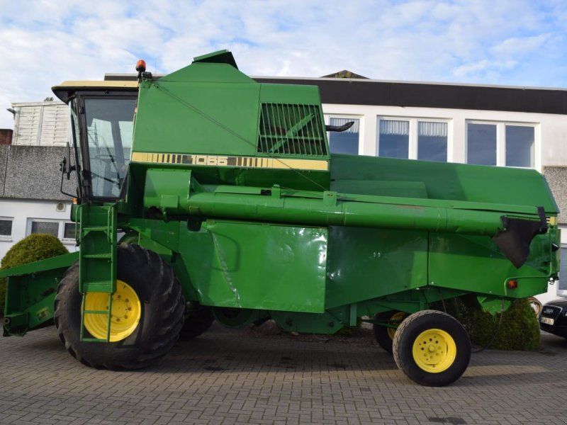 John Deere 1065