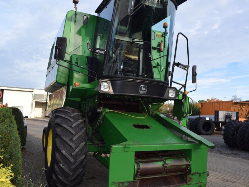 John Deere 1065