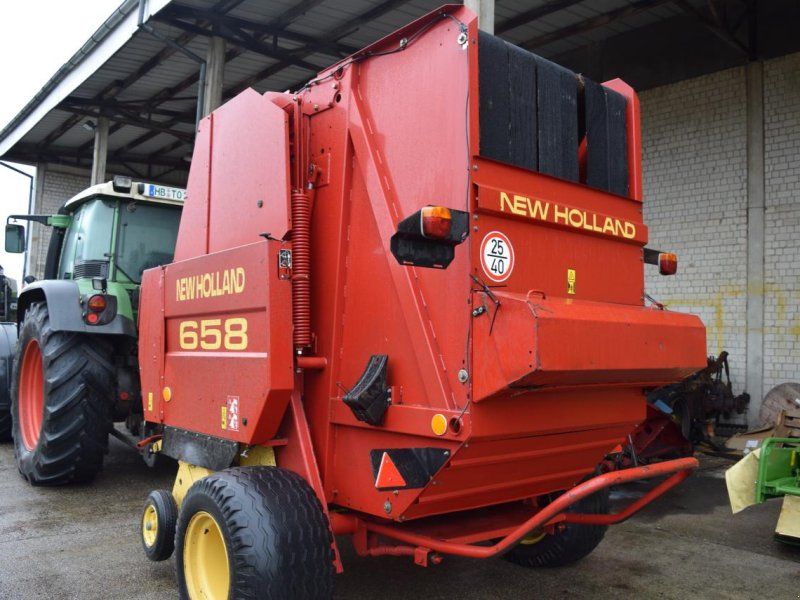 New Holland 658 Crop Cut