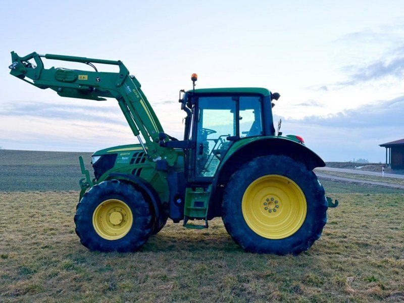 John Deere 6120M