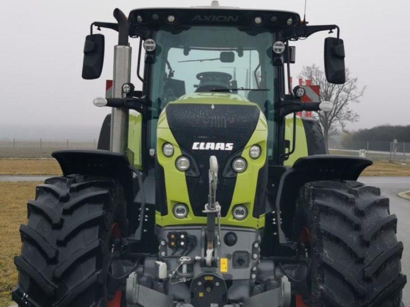 Claas Axion 870