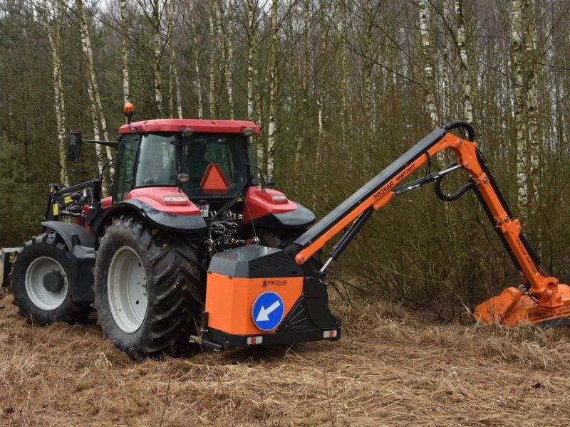 Pronar WWT Auslege Mulchkf Astschere Astsäge