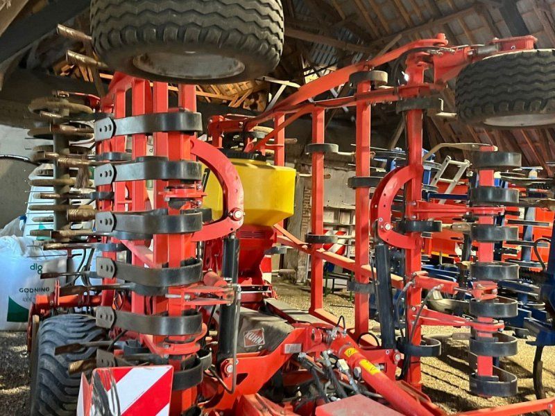 Kuhn Prolander 6000 Med såmaskine og Efterharve
