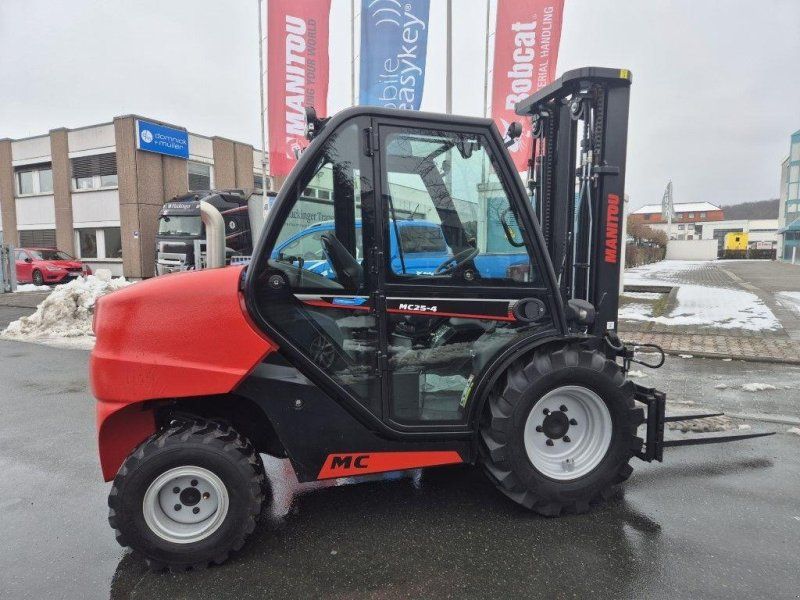 Manitou MC 25-4 ST5B S1