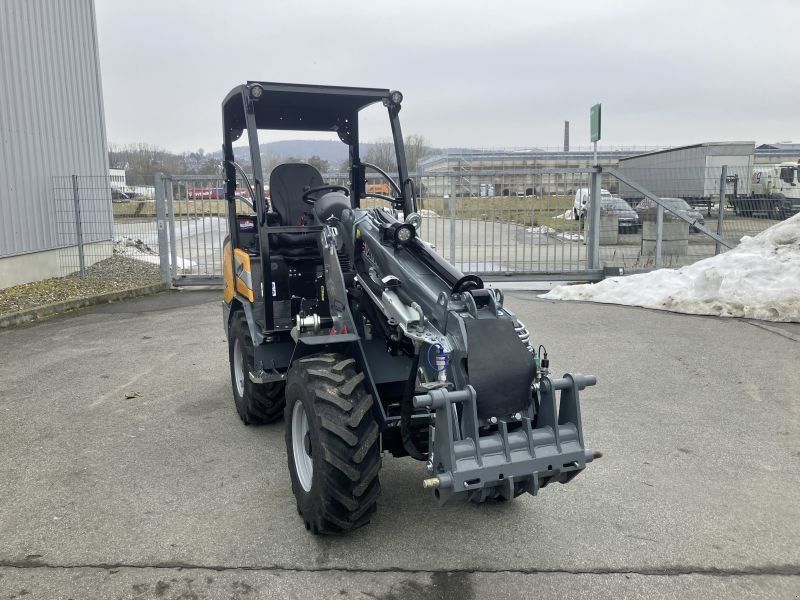 Giant G2700 TELE HD+