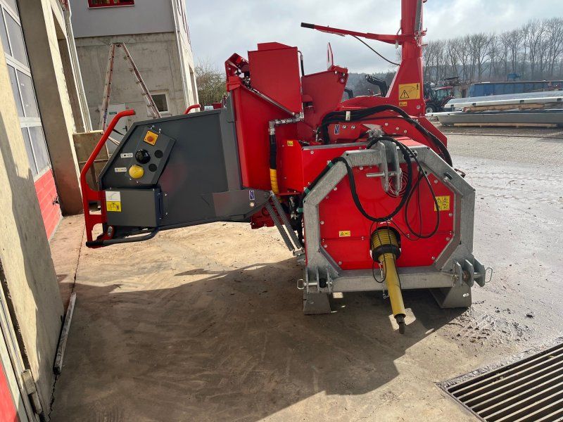 Eschelböck Biber 6 Dreipunkt