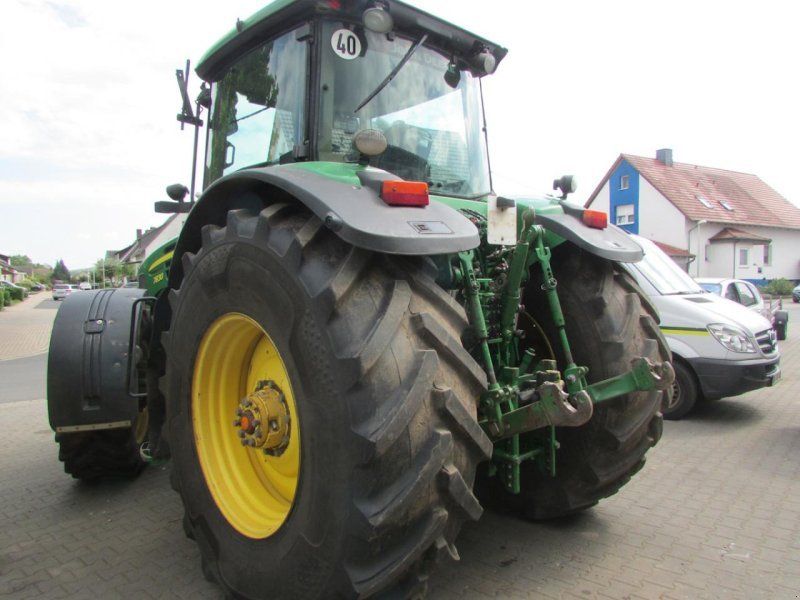 John Deere 7830